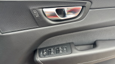 Volvo Xc60 2.0 B4D R DESIGN 5dr AWD Geartronic Diesel Estate